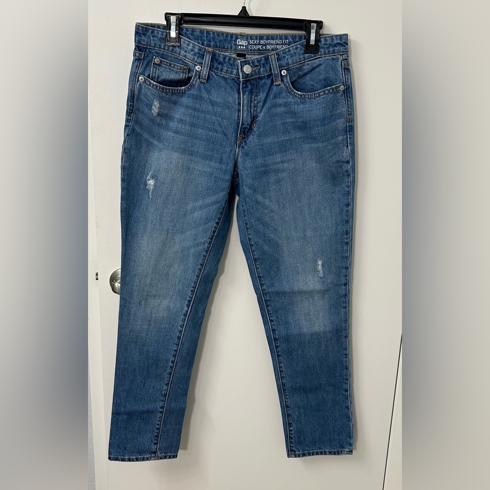 GAP Women's Sexy Boyfriend Fit Straight Leg Blue Jeans 4/27